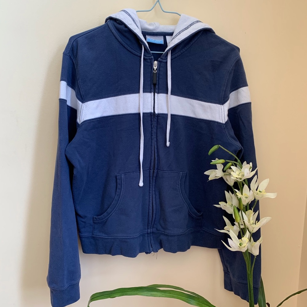 Zip-up hoodie